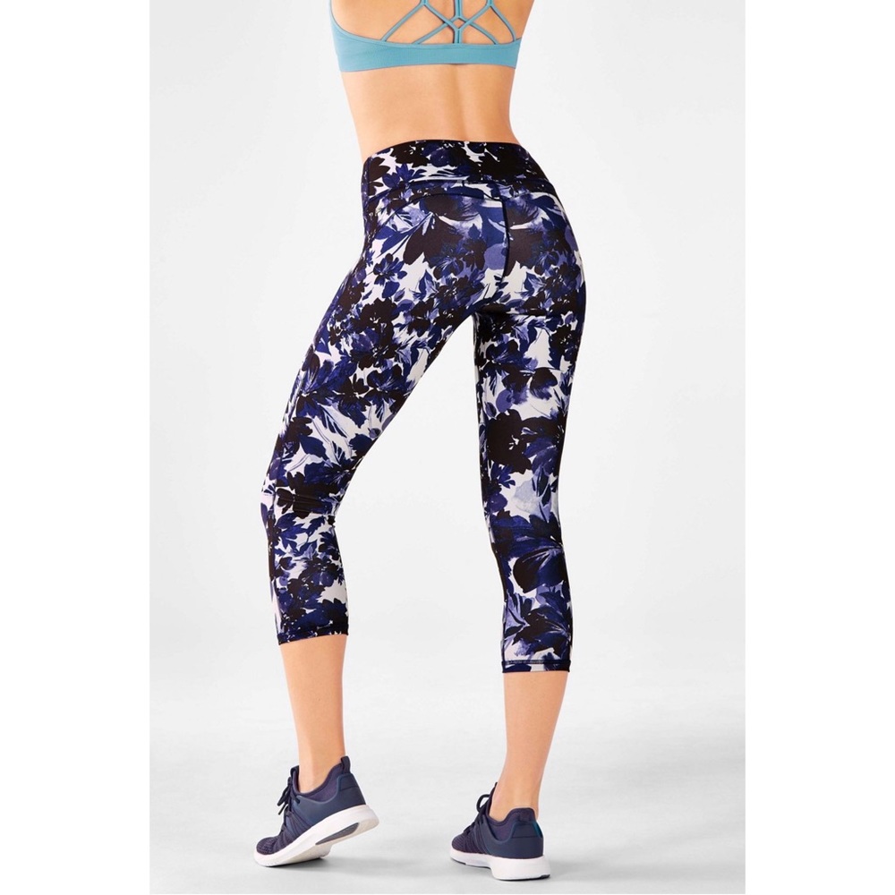 Fabletics Mid-Rise Printed Pureluxe Crop Size XXS